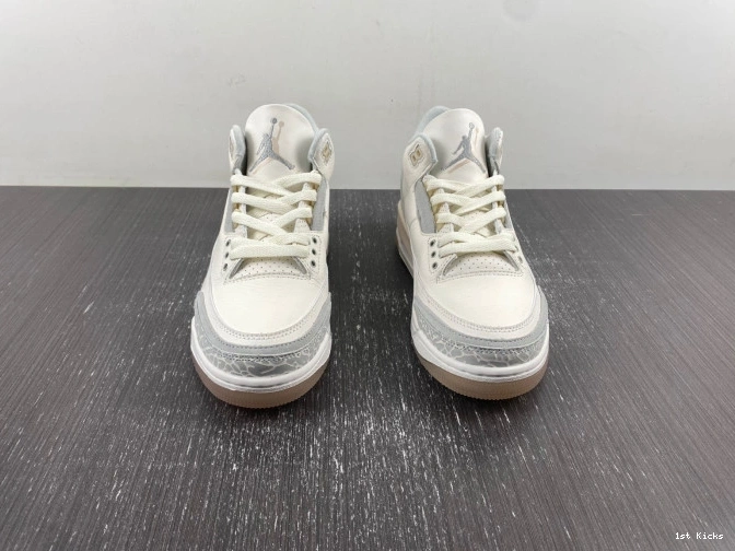 Ivory Air Craft 3 Jordan FJ9479-100 0702